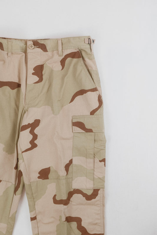 Vintage camouflage Cargo pants L