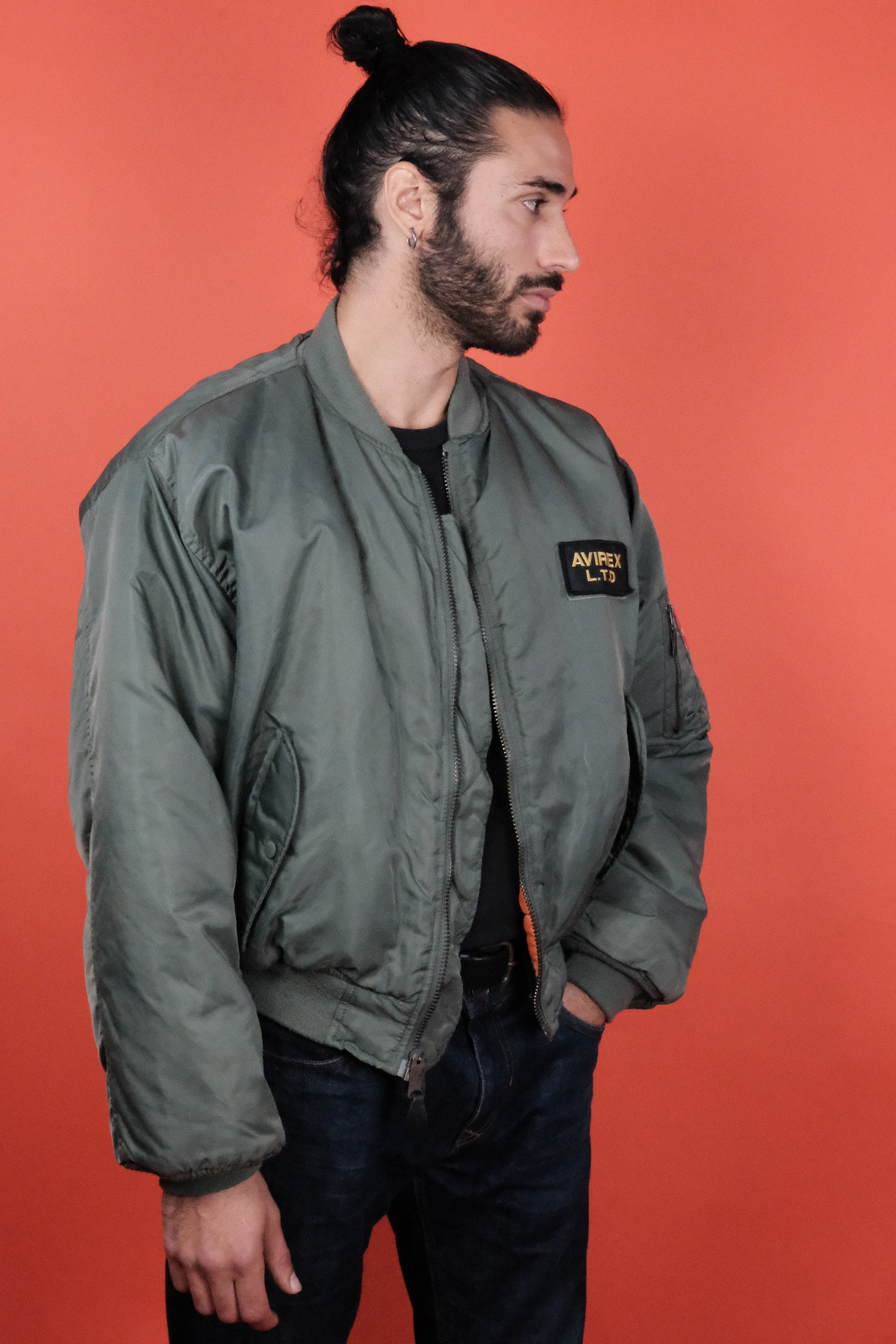 Avirex MA-1 Flying aka Bomber Jacket Olive Green - vintage clothing clochard92.com