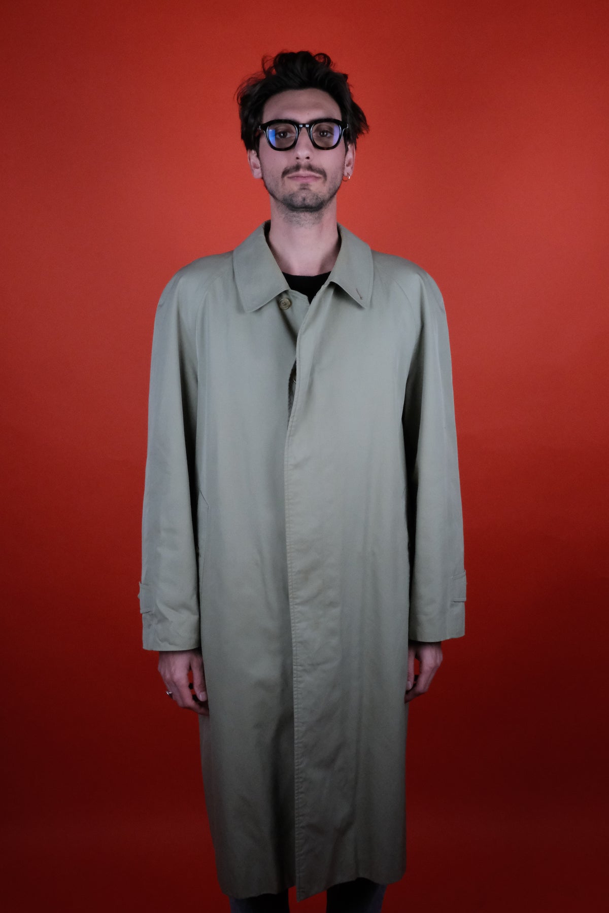 Burberrys' Beige Trench Coat 'L' Made in England - vintage clothing clochard92.com