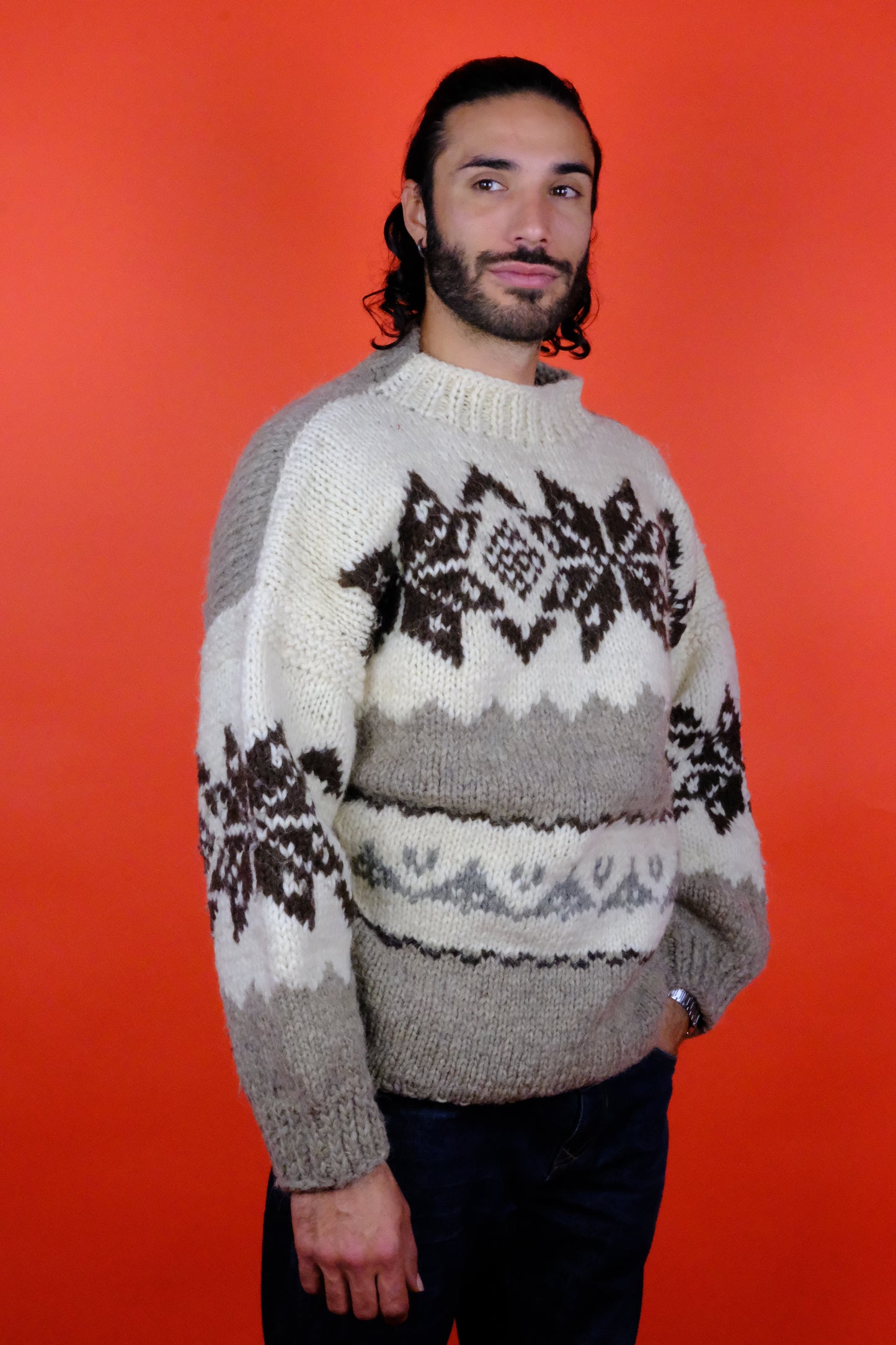 Hand Knitted Beige & Grey Wool Sweater 'L' - vintage clothing clochard92.com