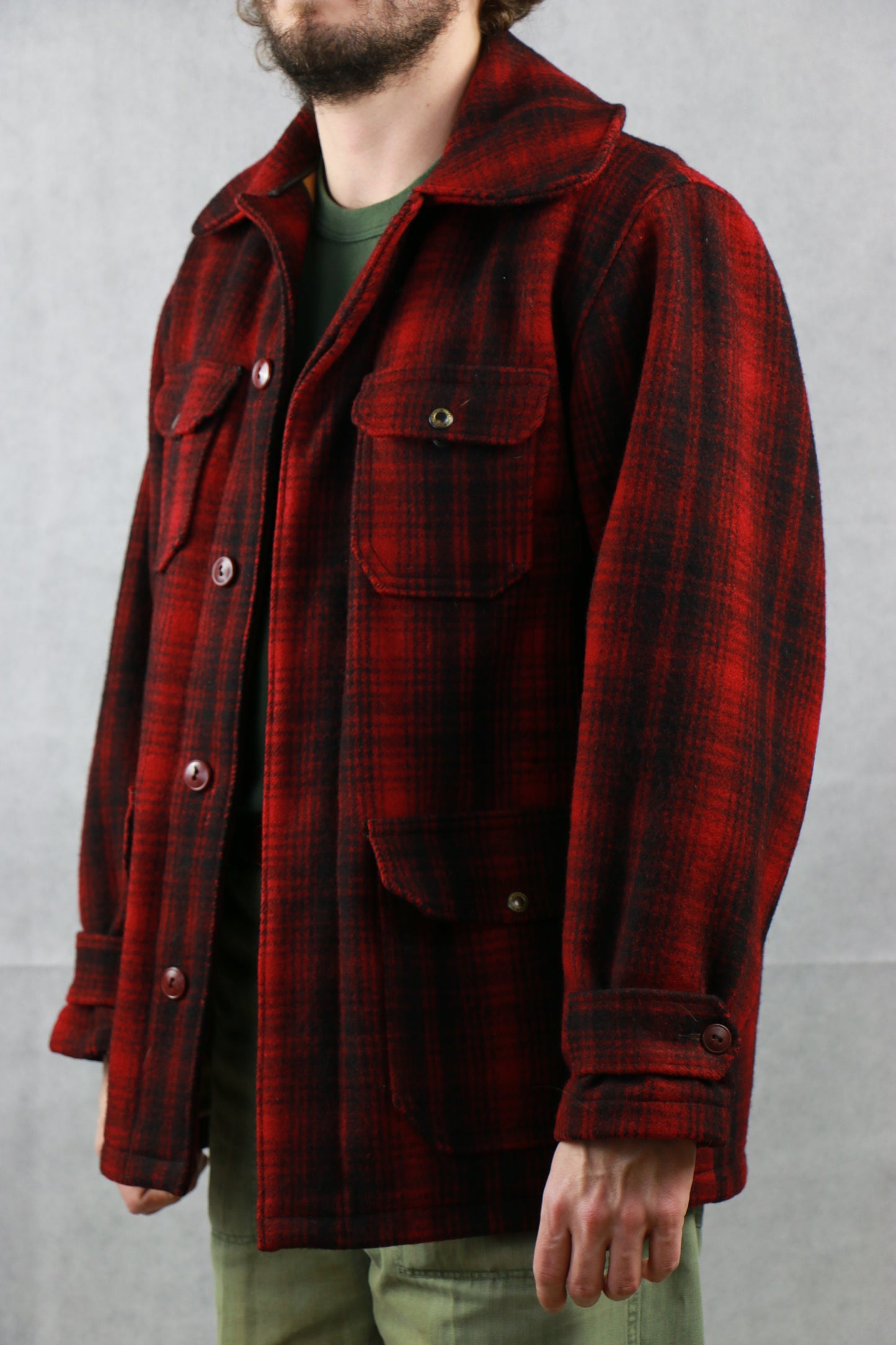 Abercrombie & Fitch Red-Black Plaid Hunting Jacket - vintage clothing clochard92.com