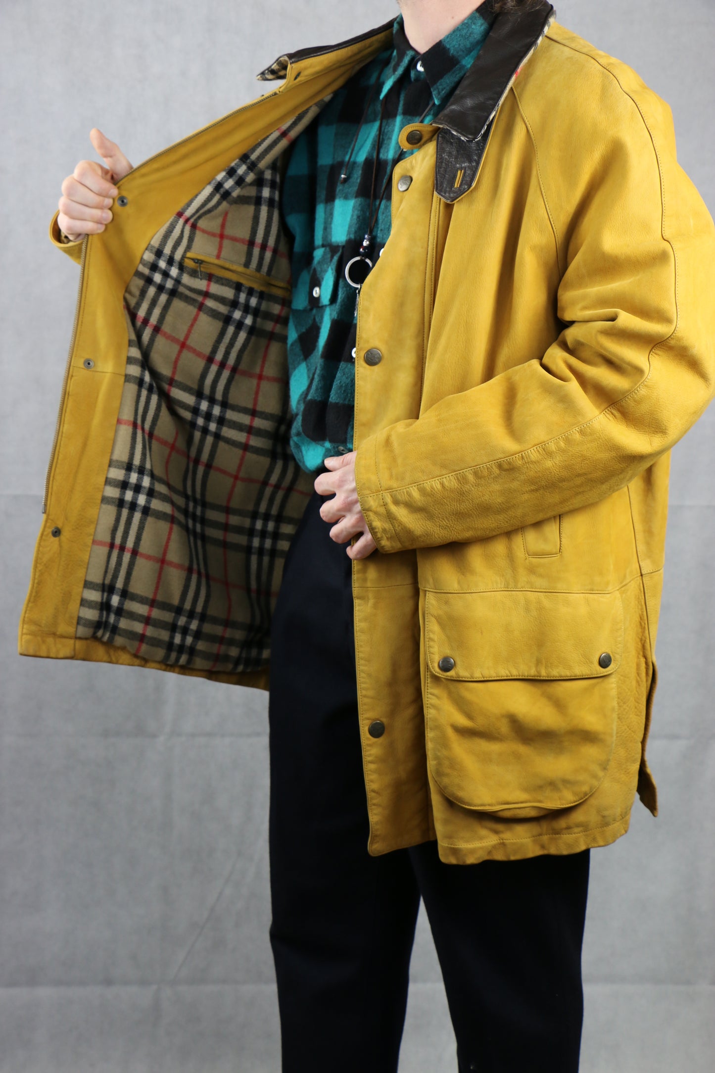 Burberrys' Leather Jacket, clochard92.com