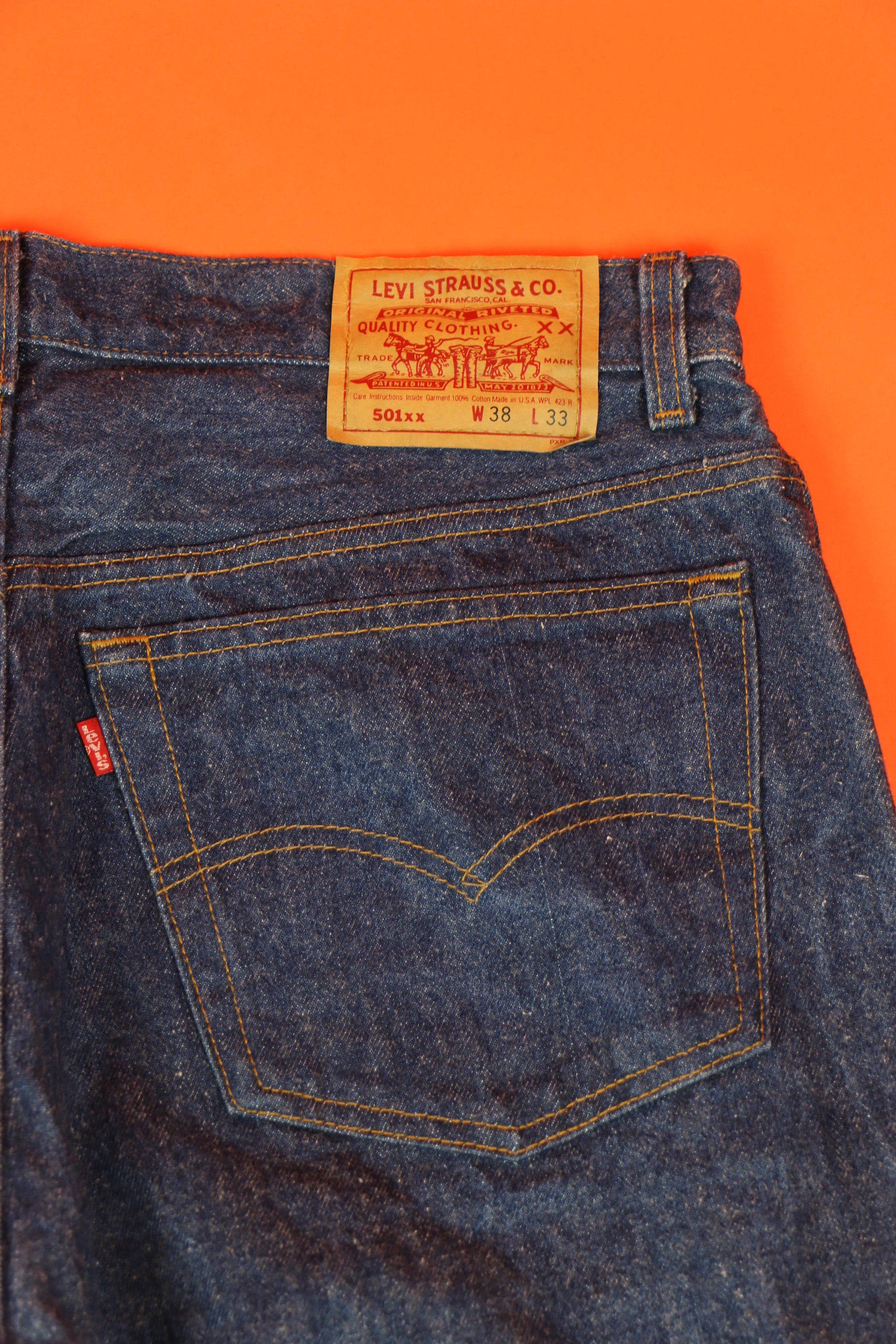 Levi's 501 Made in U.S.A. Jeans - vintage clothing clochard92.com, Vintage Store Clochard92.com