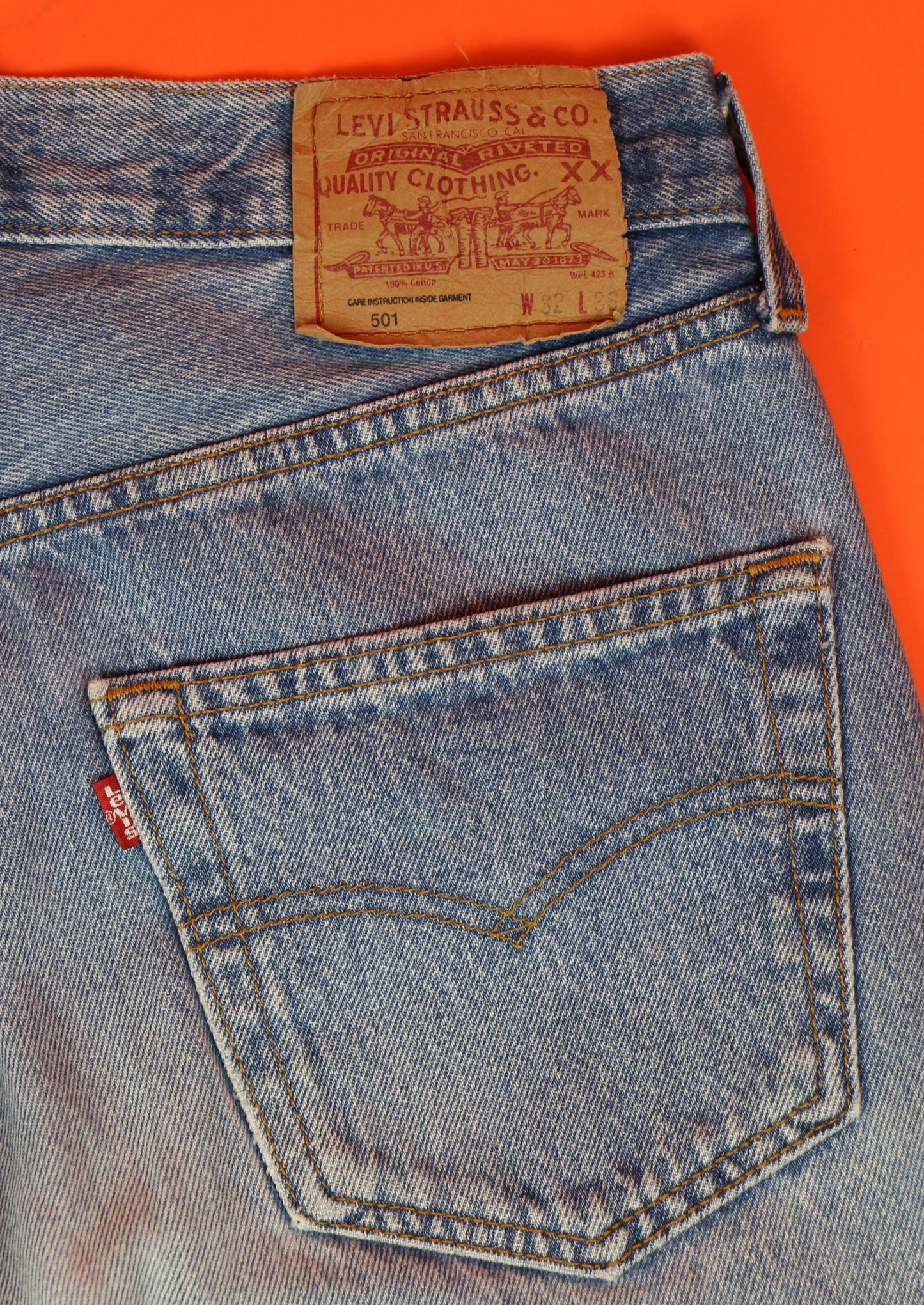 Levi's 501 Jeans Made in U.S.A. 'W32 L36' cropped - vintage clothing clochard92.com