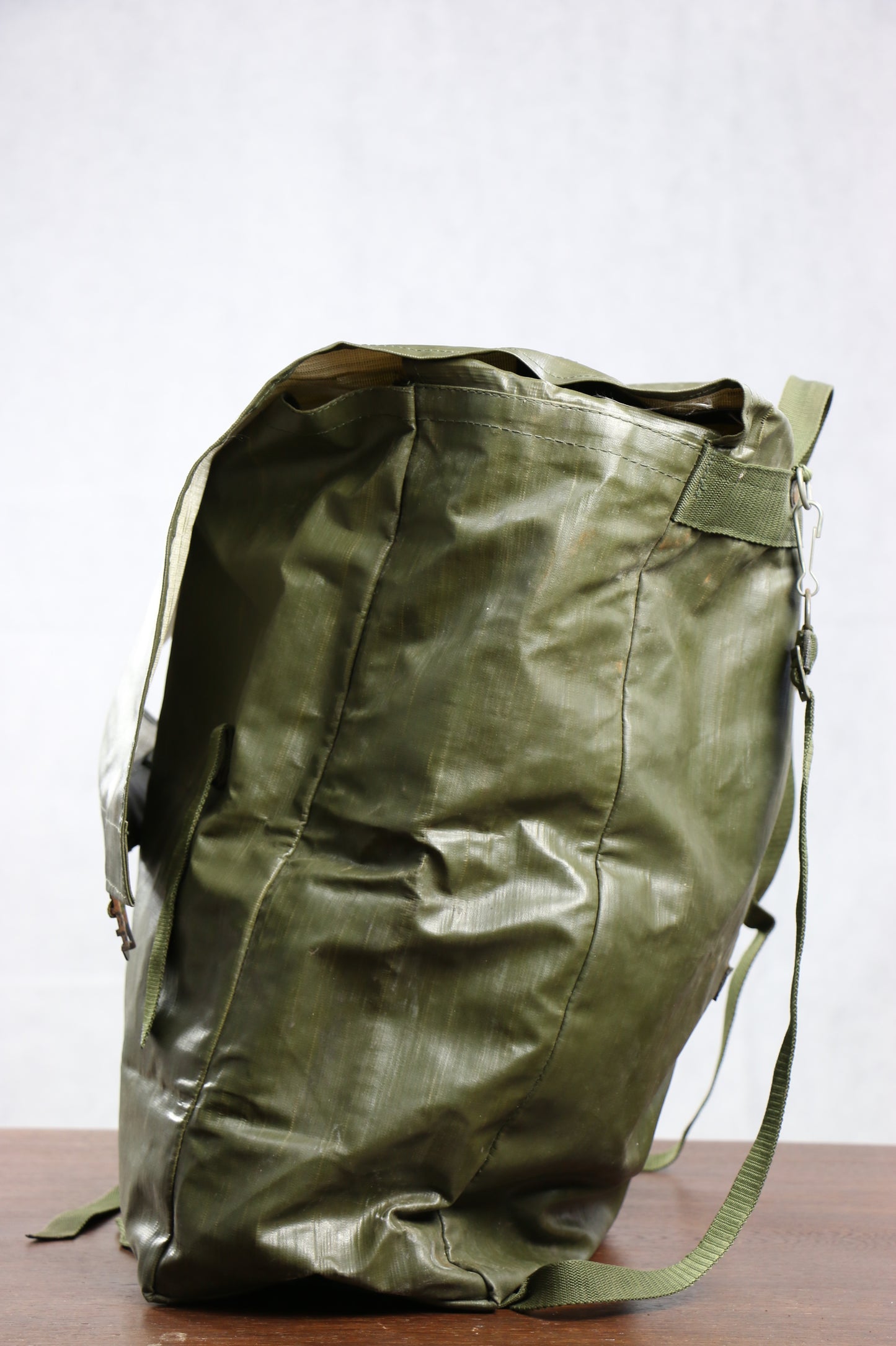 Czechoslovakia Army Waterproof Backpack - vintage clothing clochard92.com