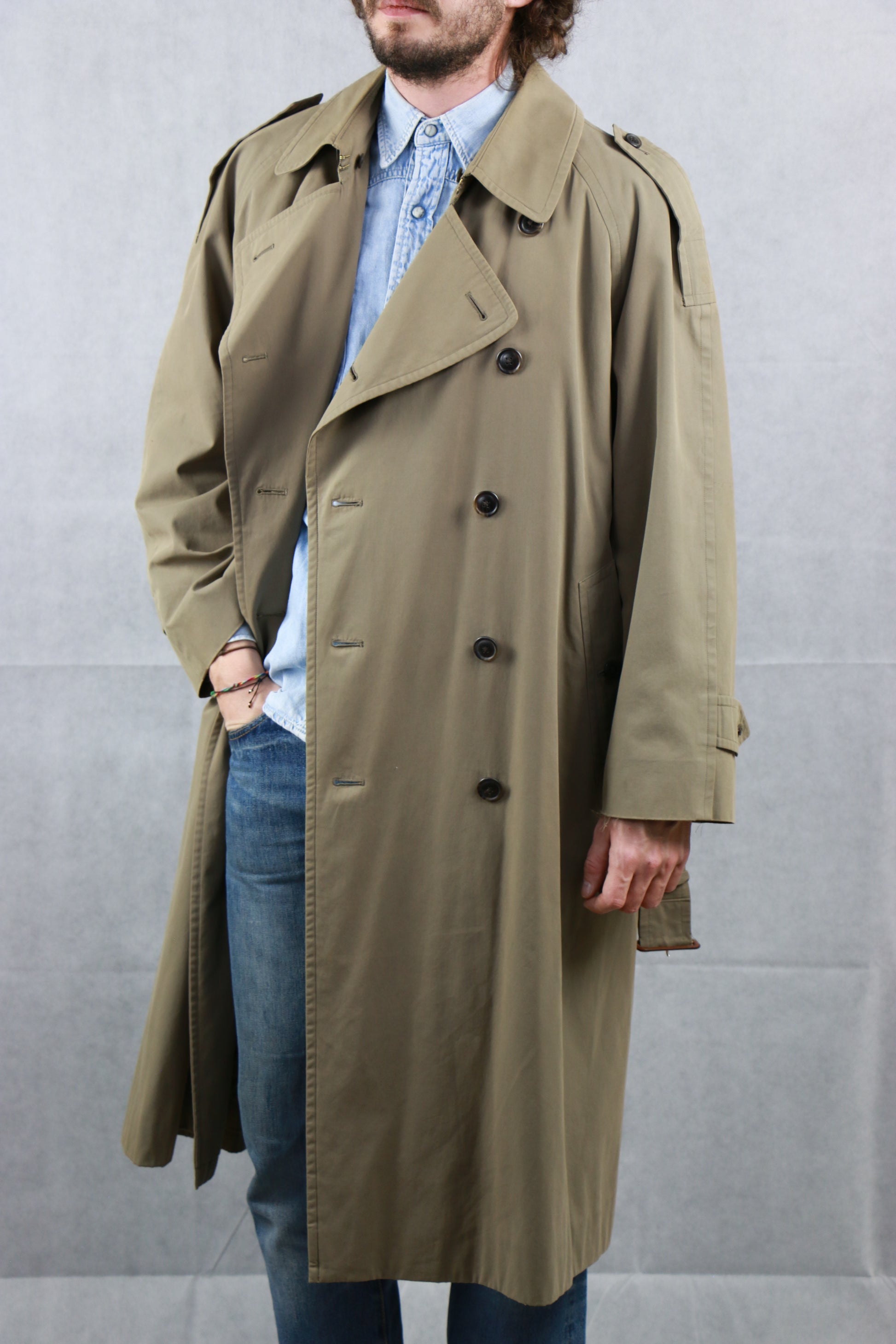 Burberry's Double-breasted Trench coat, clochard92.com, Vintage Store Clochard92.com