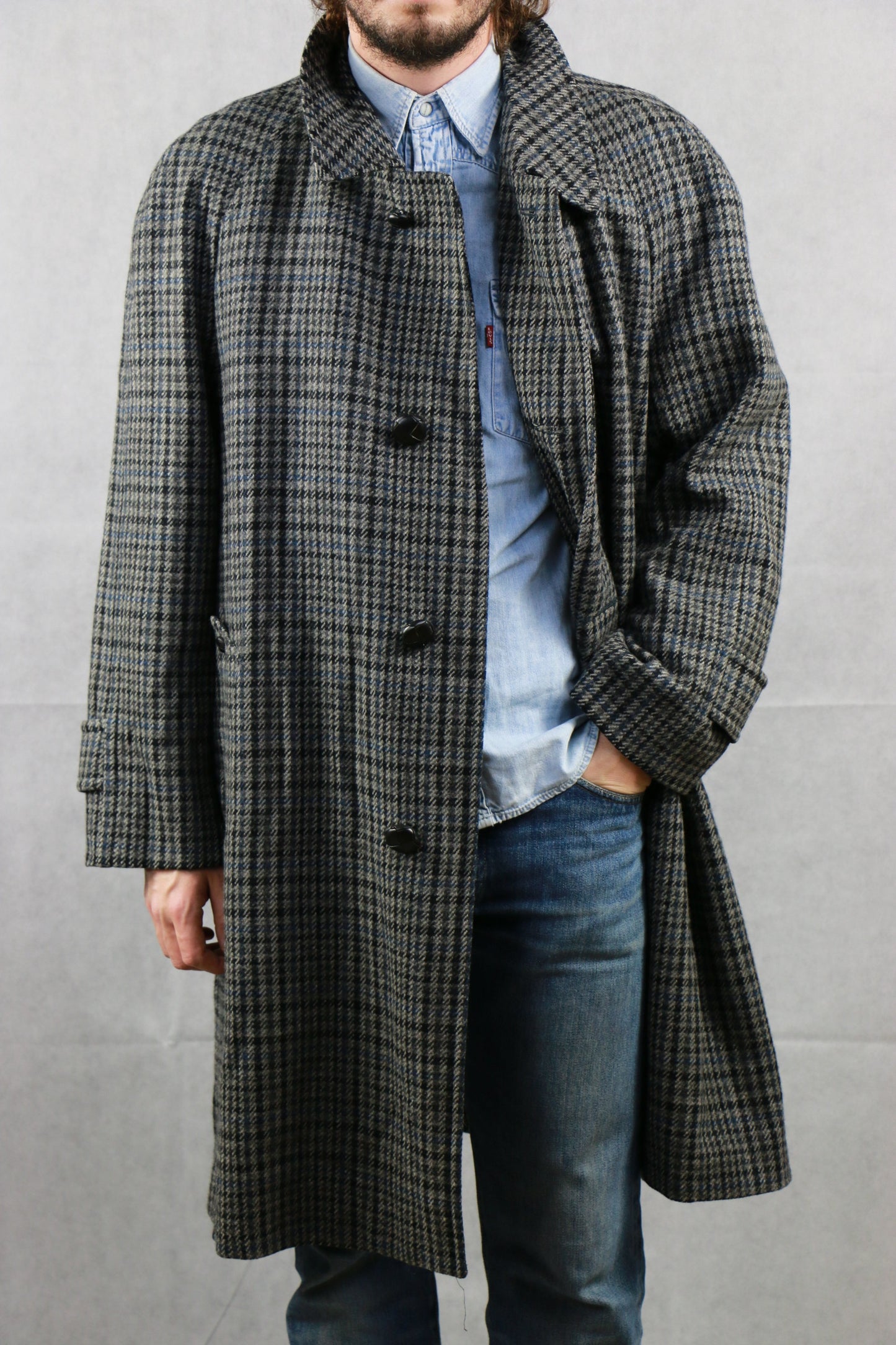 Aquascutum Checkered Wool Coat - vintage clothing clochard92.com