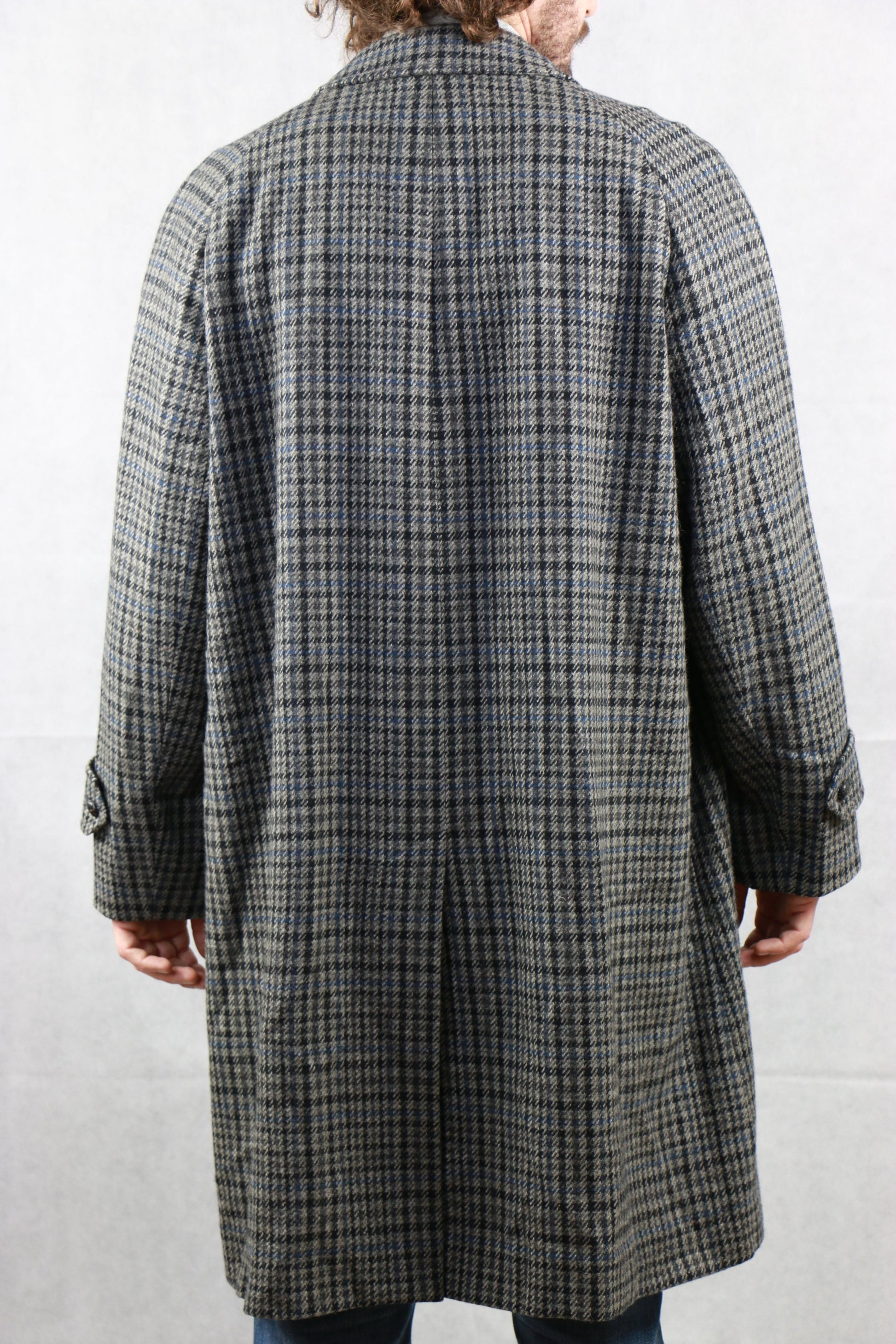 Aquascutum Checkered Wool Coat - vintage clothing clochard92.com, Vintage Store Clochard92.com