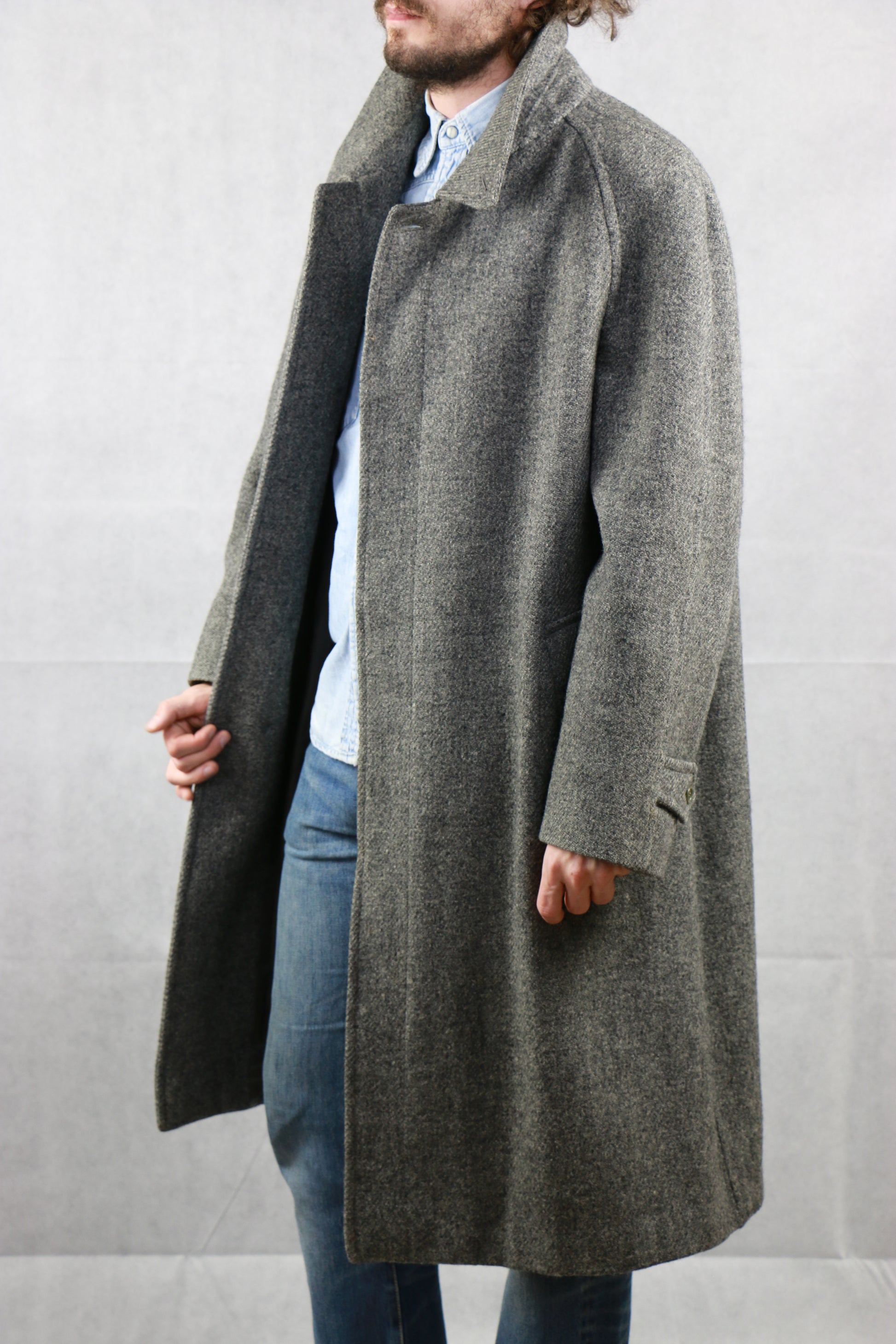 Burberrys' Harris Tweed Coat, clochard92.com, Vintage Store Clochard92.com