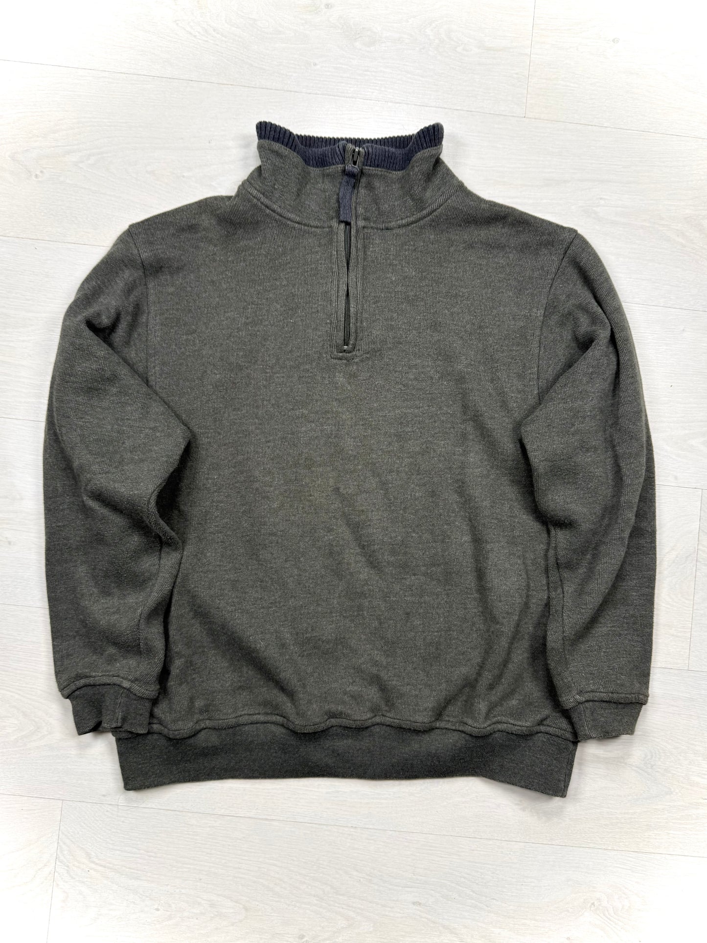 Gray sweater half zip M