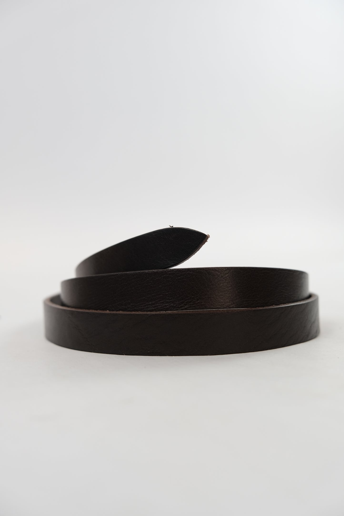 Western slim leather belt