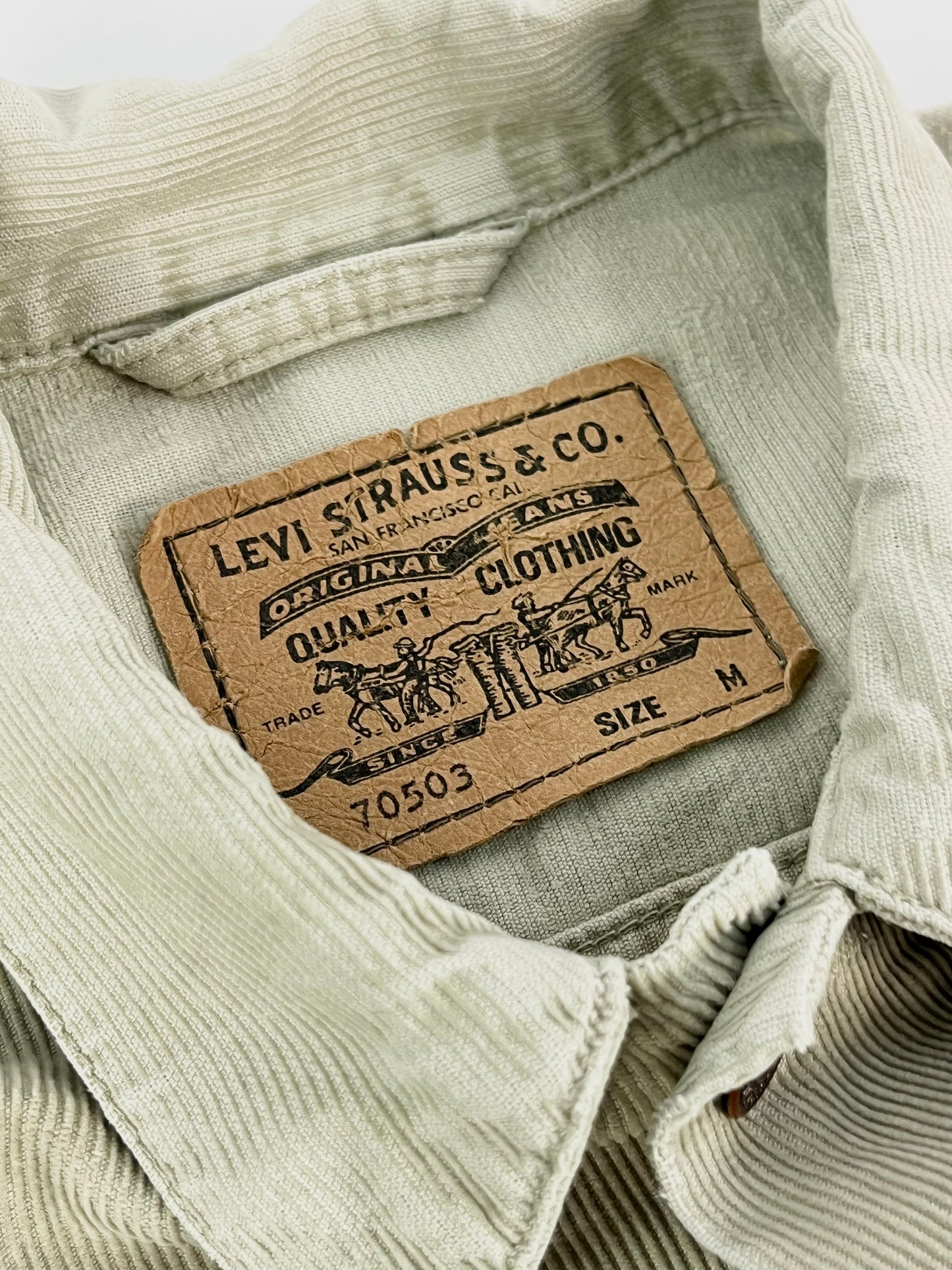 Levi's corduroy trucker jacket M