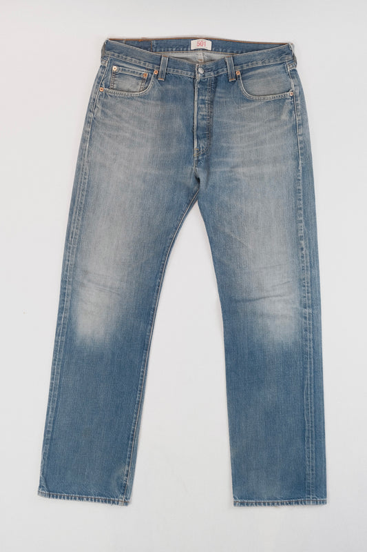 Vintage Levi’s jeans 501