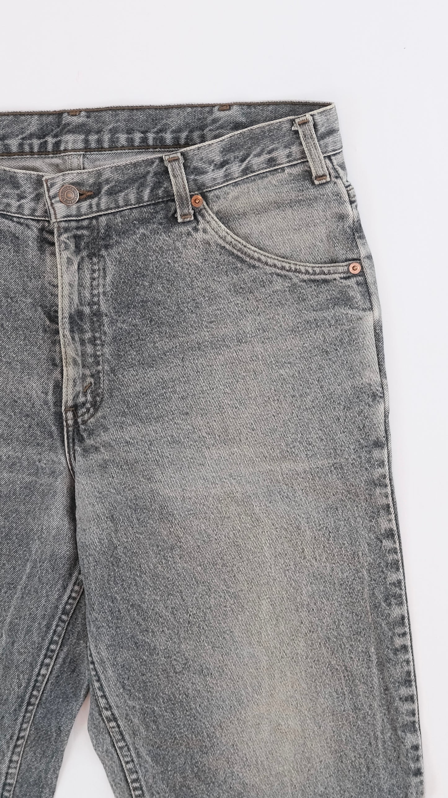 vintage Grey Levi's jeans 643 w38