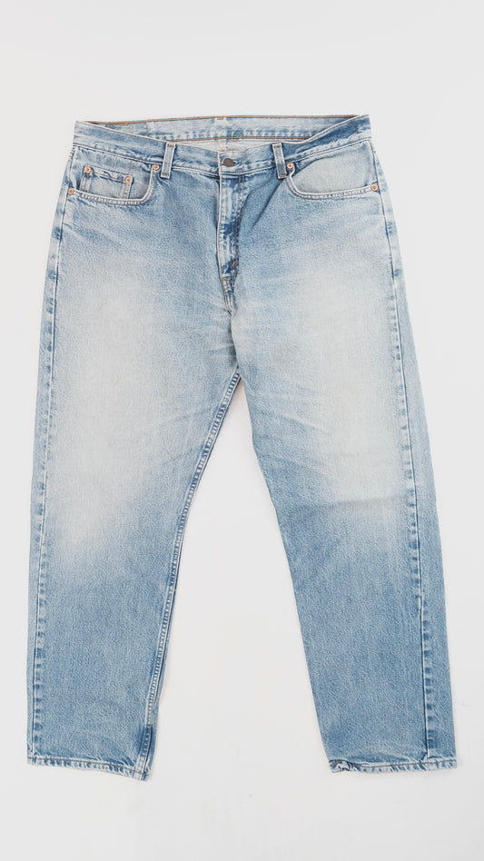 Levi's 623 light wash w38