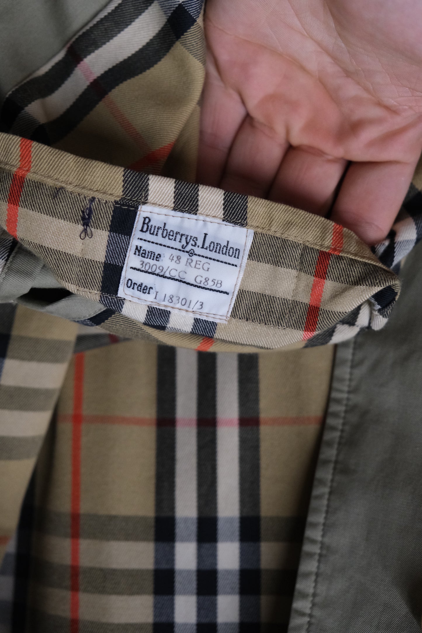 Vintage Burberry trench M