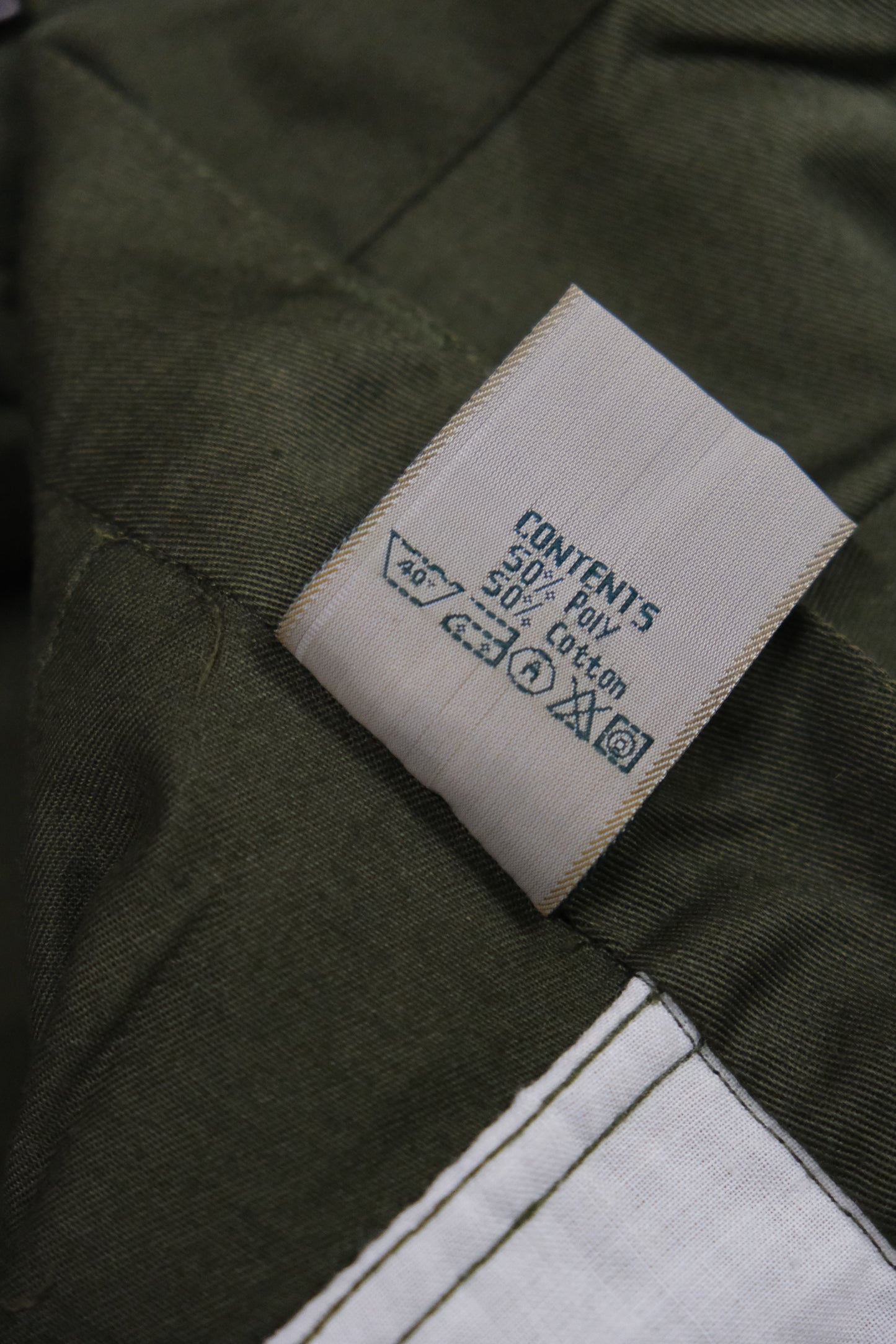 Vintage green army shorts S