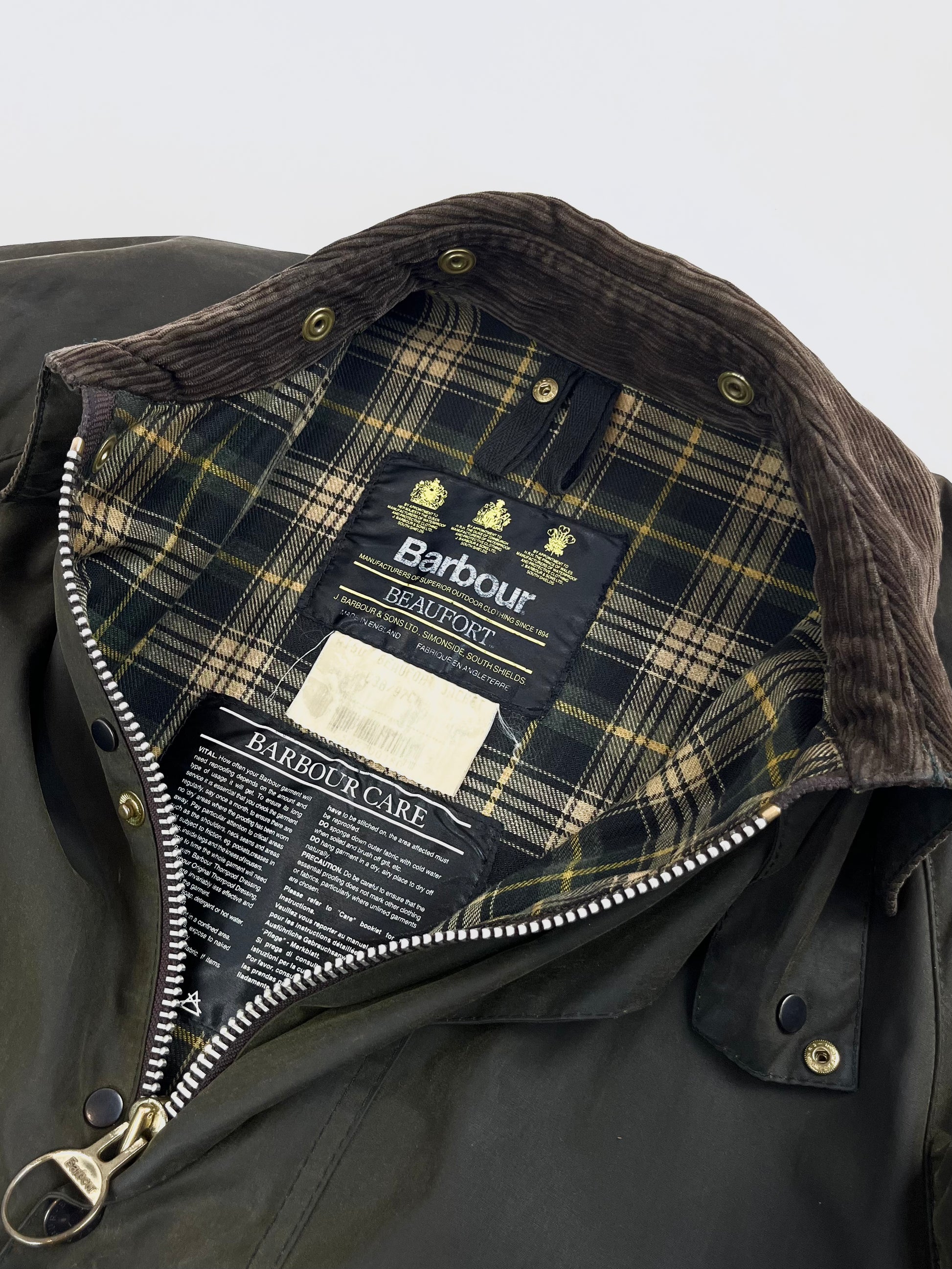 80s waxed Barbour Beaufort S c38 ~ Vintage Store Clochard92.com 80s waxed Barbour Beaufort S c38 ~ Vintage Store Clochard92.com
