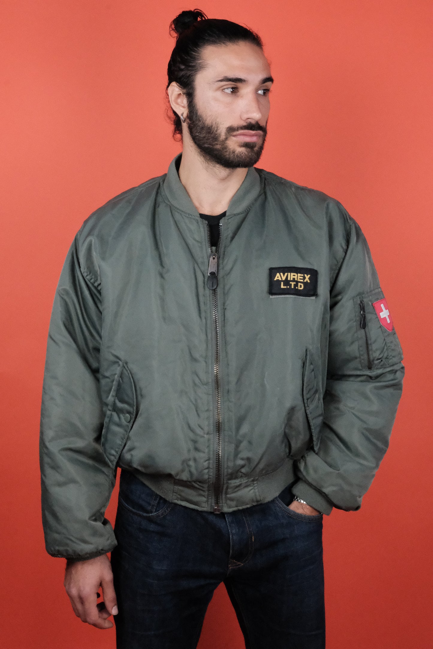 Avirex MA-1 Flying aka Bomber Jacket Olive Green - vintage clothing clochard92.com