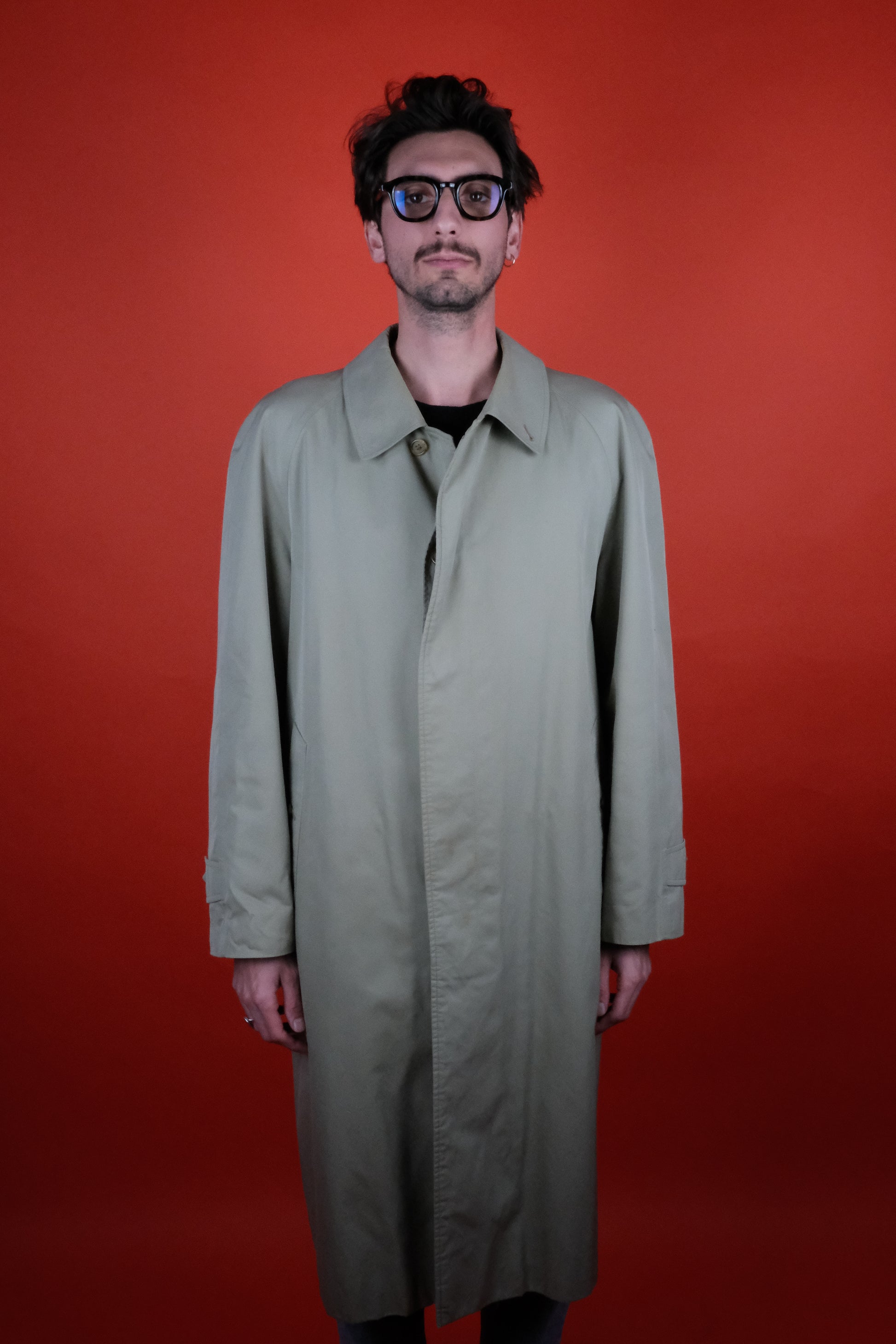 Burberrys' Beige Trench Coat 'L' Made in England  - vintage clothing clochard92.com