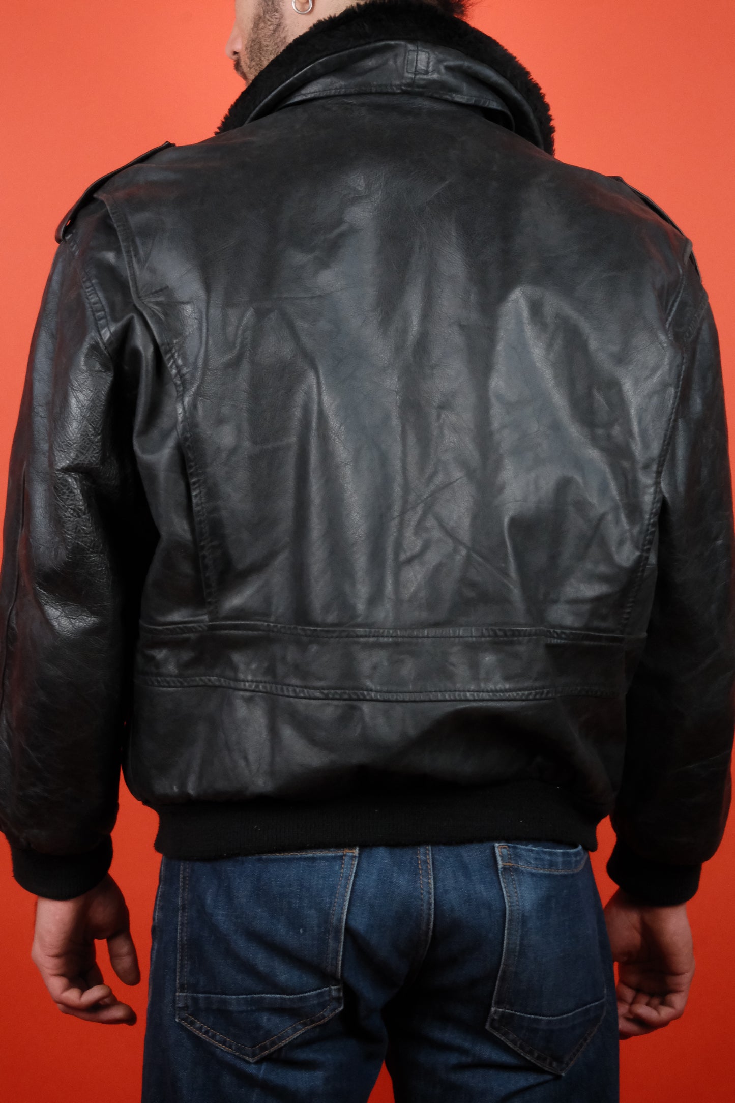 Black Leather Jacket Type A-2 w/ Detachable Collar 'L/48' - vintage clothing clochard92.com
