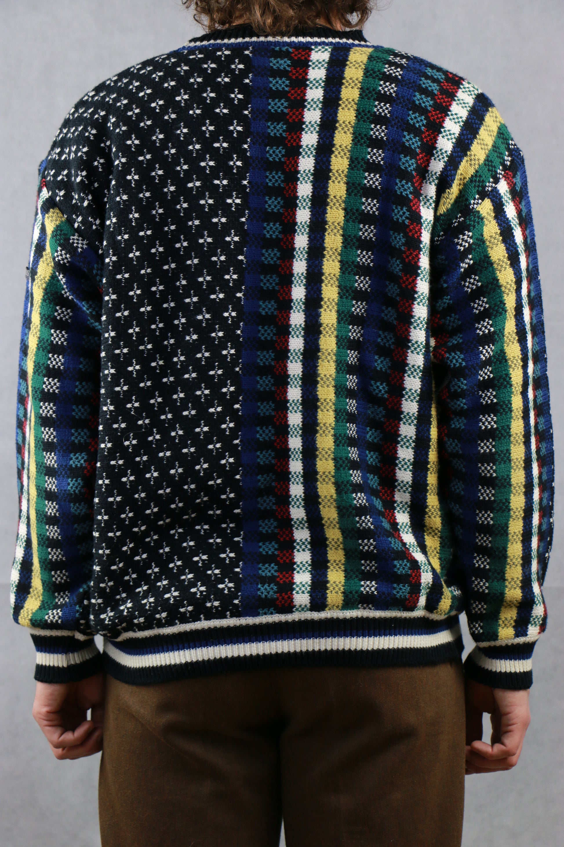 Hugo Boss Sweater abstract, clochard92.com
