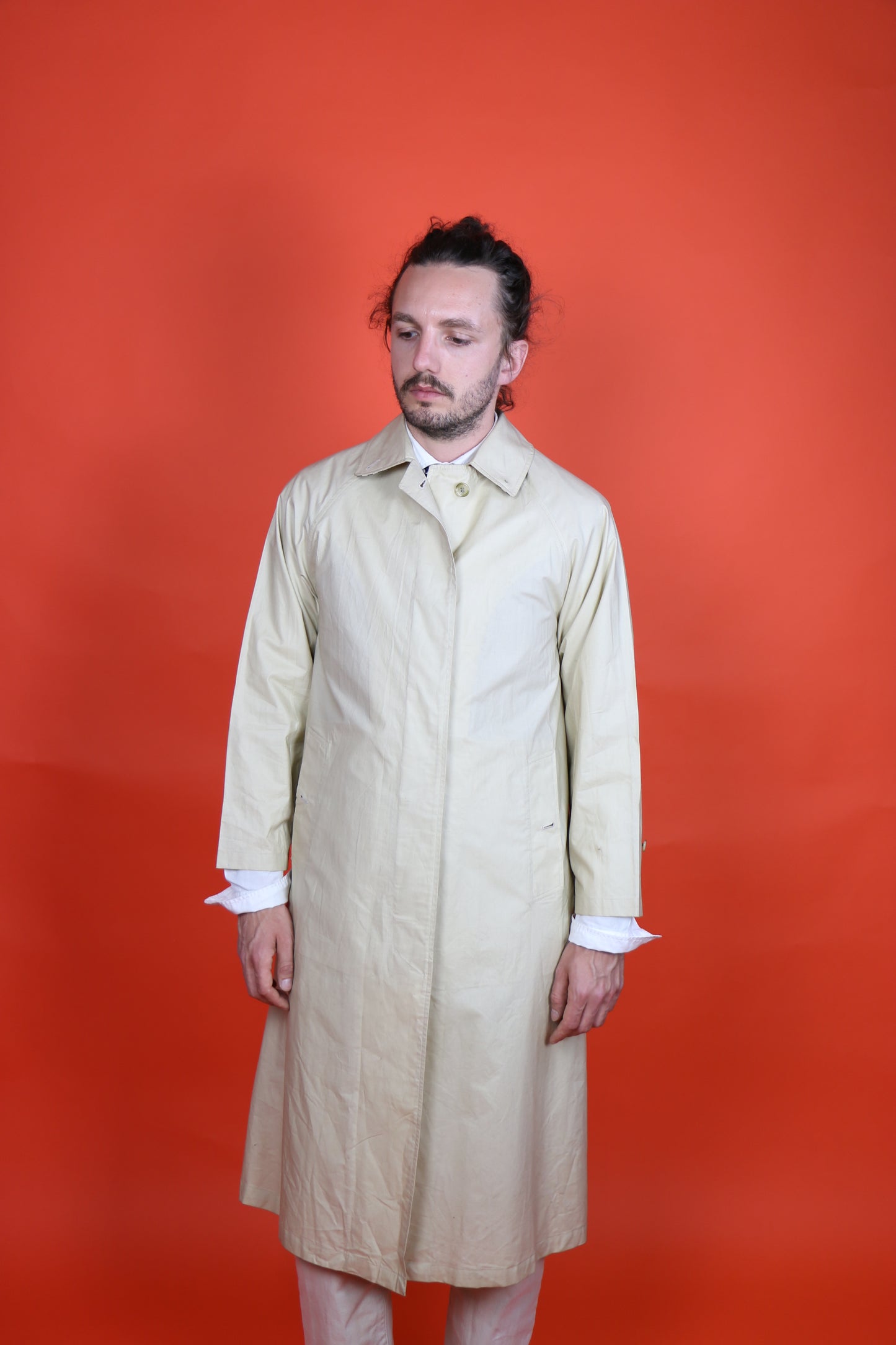 Burberrys' Light Summer Trench Coat  - vintage clothing clochard92.com