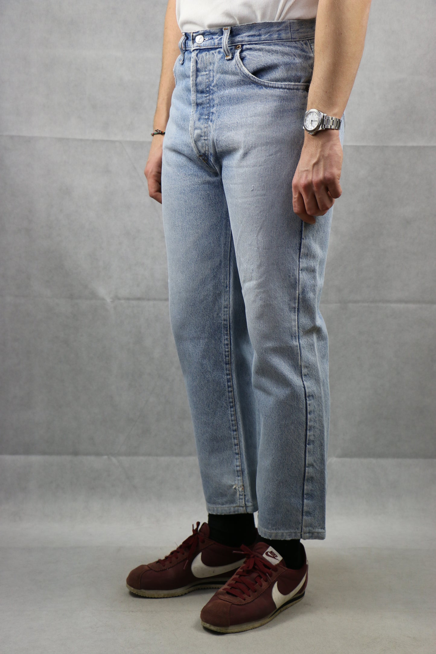 Levi's 501 Jeans with buttoned up back pocket, clochard92.com