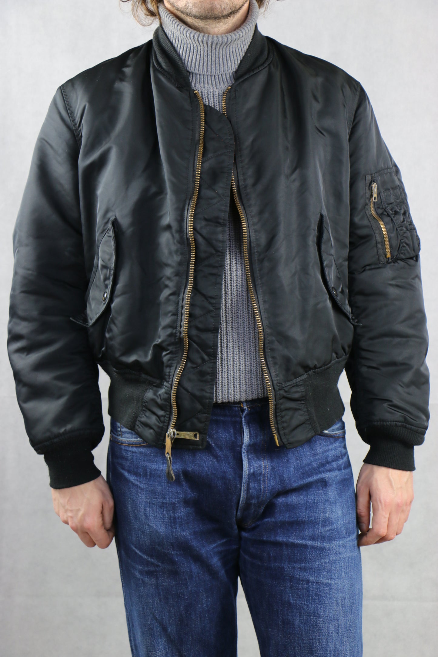 Alpha Industries MA1 Bomber Jacket - clothing vintage clochard92.com