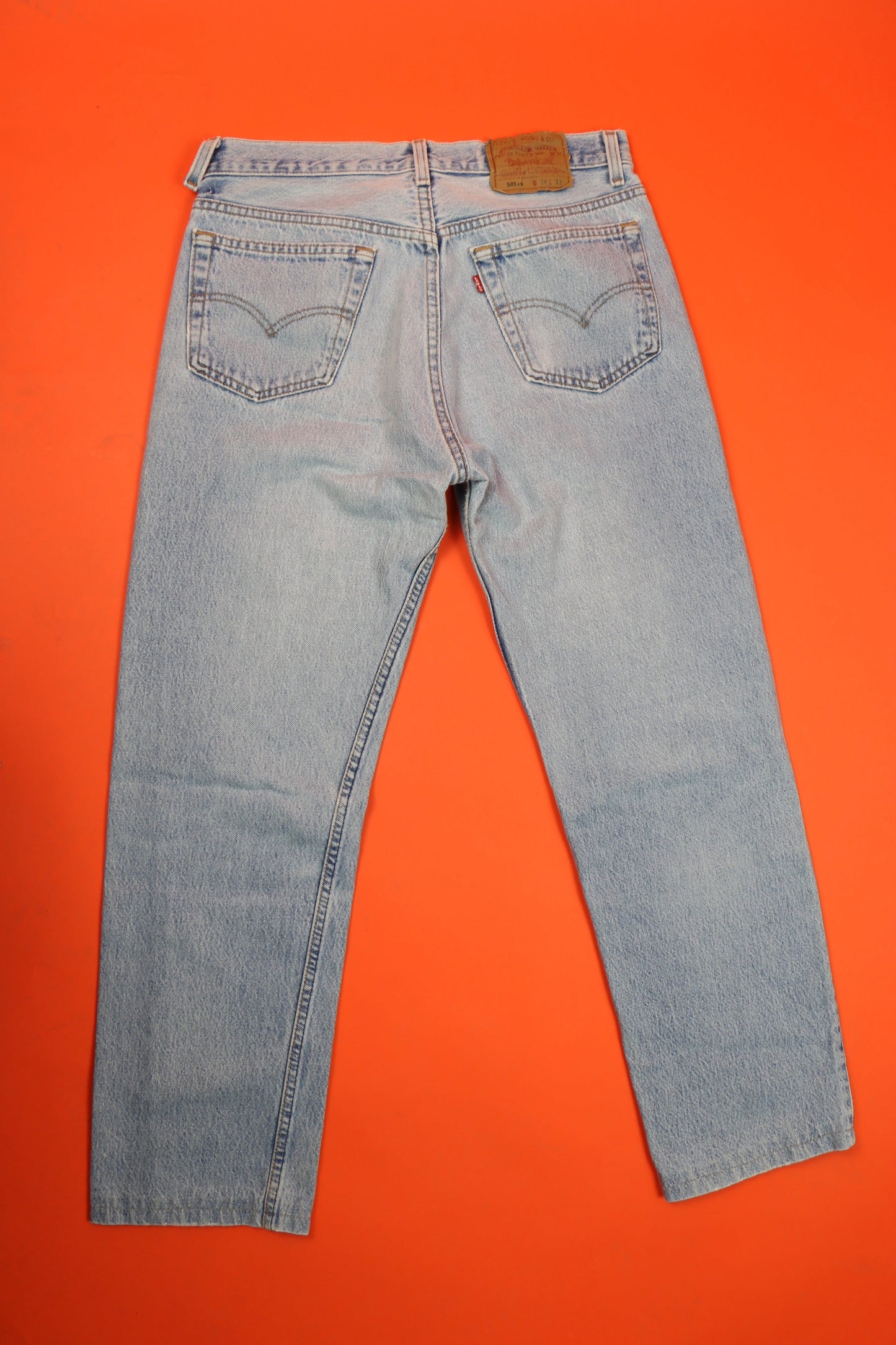 Levi's 501 Jeans Made in U.S.A. 'W34 L33' - vintage clothing clochard92.com