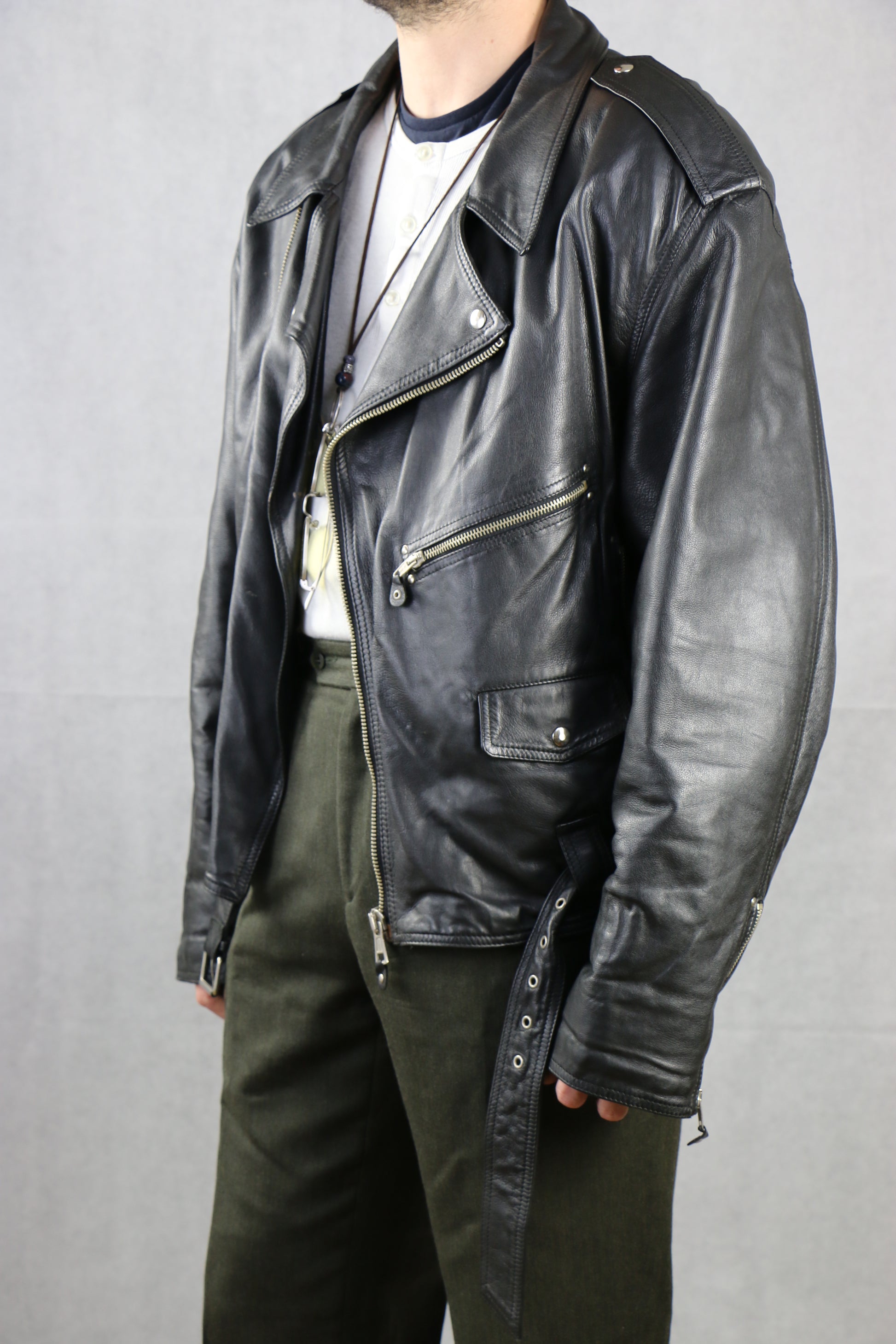 Biker Leather Jacket 'XL' - vintage clothing clochard92.com