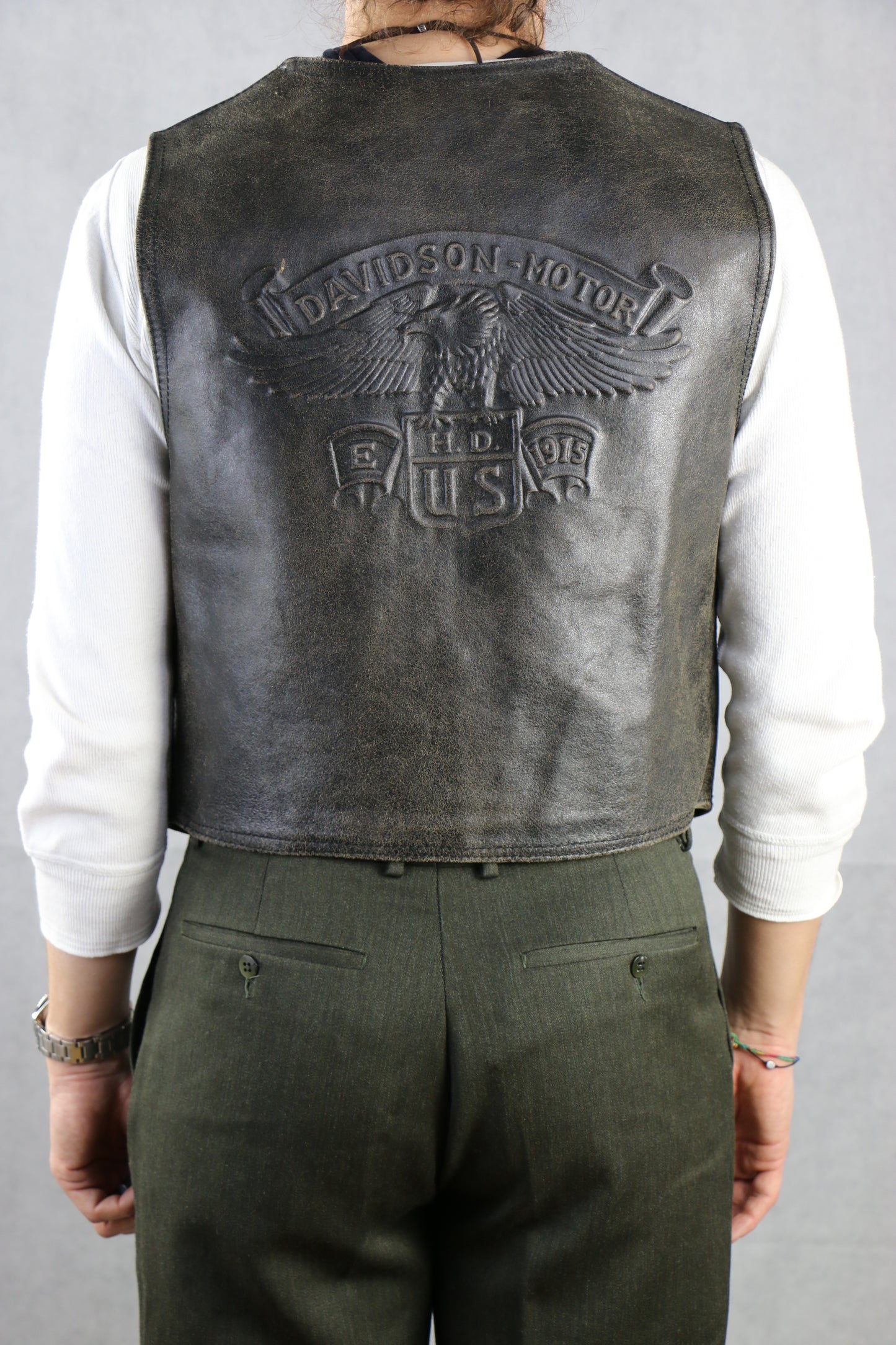 1957 'Harley Davidson' Leather Vest - vintage clothing clochard92.com