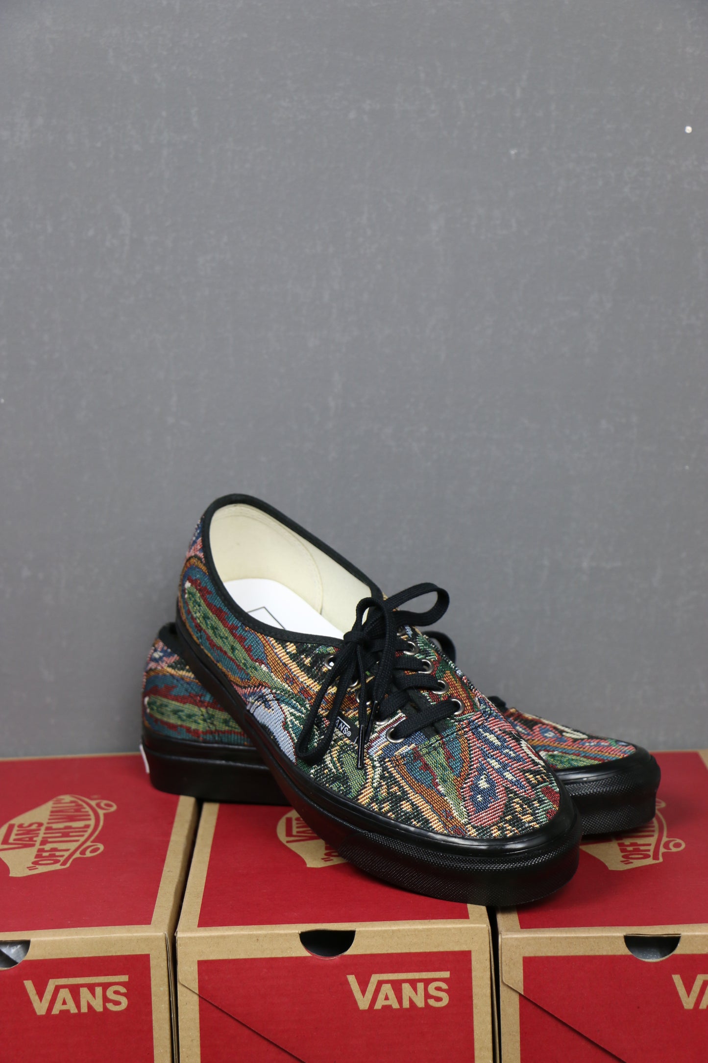 Vans Abstract Shoes - vintage clothing clochard92.com