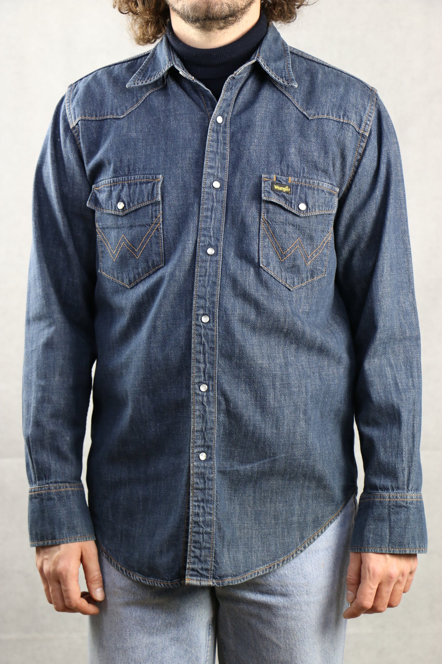 Wrangler Indigo Denim Shirt - vintage clothing clochard92.com