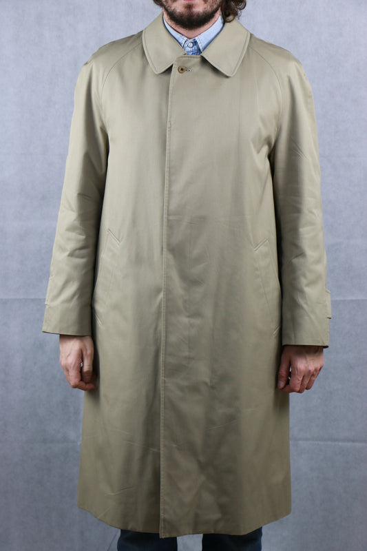 Aquascutum Trench Coat in Beige - vintage clothing clochard92.com